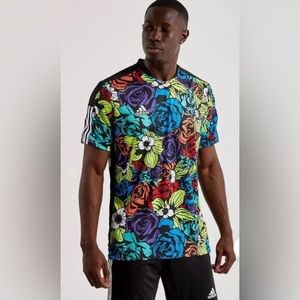 NWT Men’s Adidas Originals Tiro Flower Soccer Jersey size Large